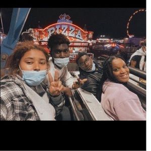 Meet your Posher, Linnon